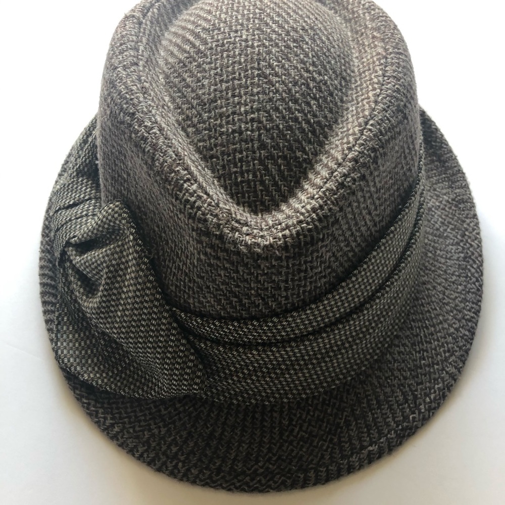 Brown hat - Picture 2 of 4